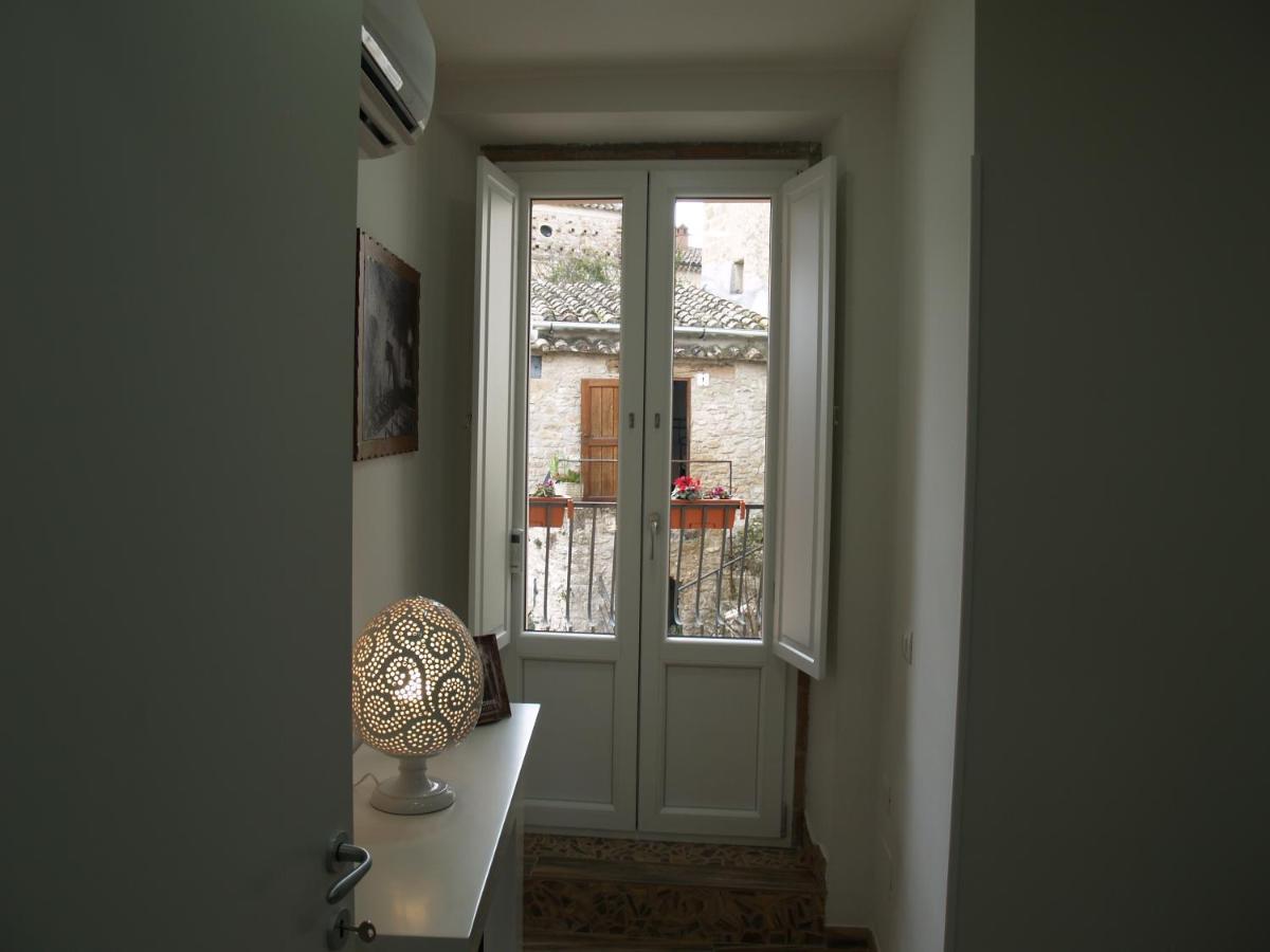 Dimora Forgione B&B - Pietrelcina Exterior photo