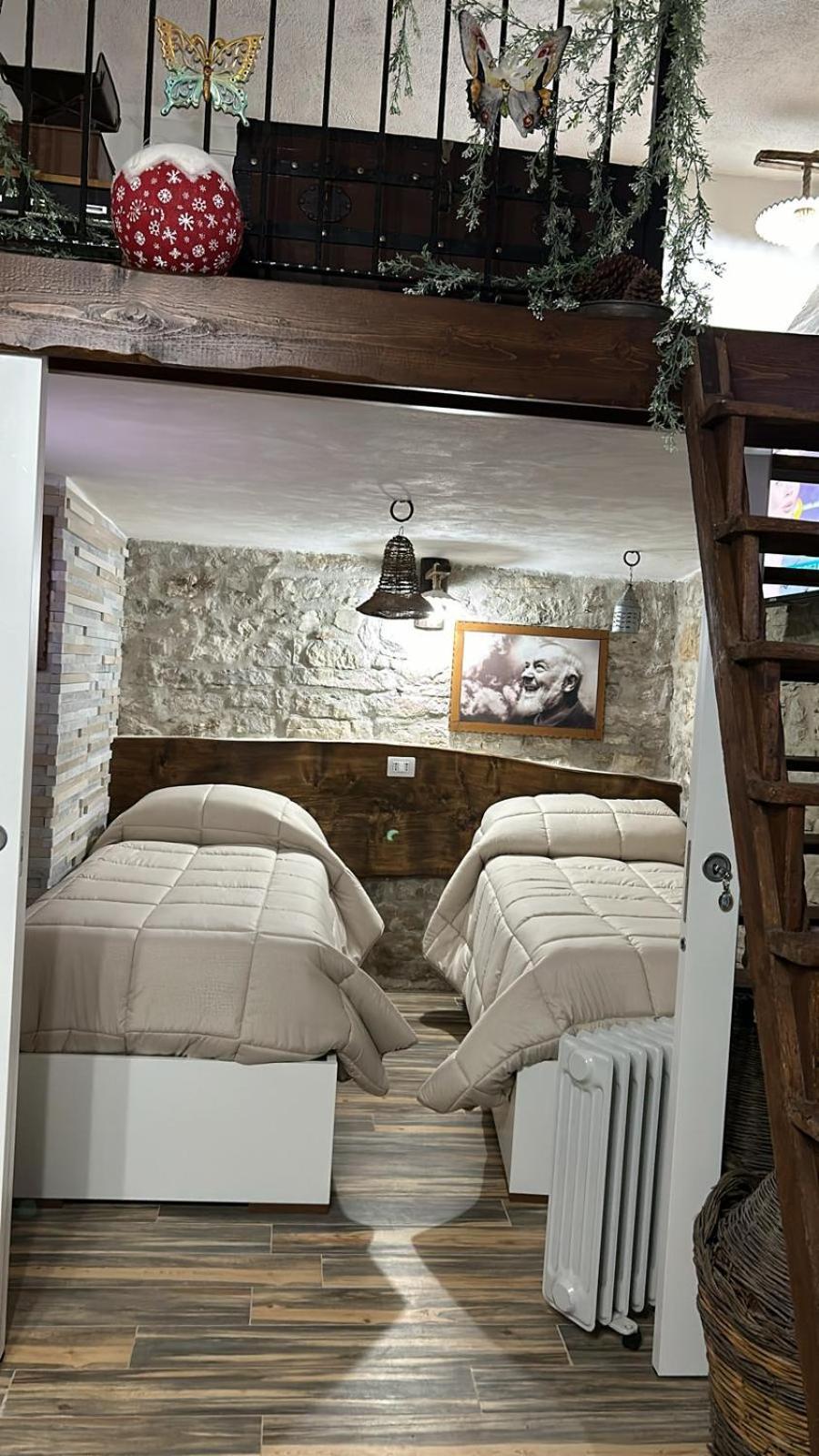 Dimora Forgione B&B - Pietrelcina Exterior photo