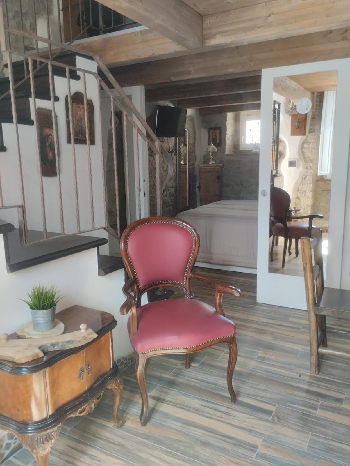 Dimora Forgione B&B - Pietrelcina Exterior photo