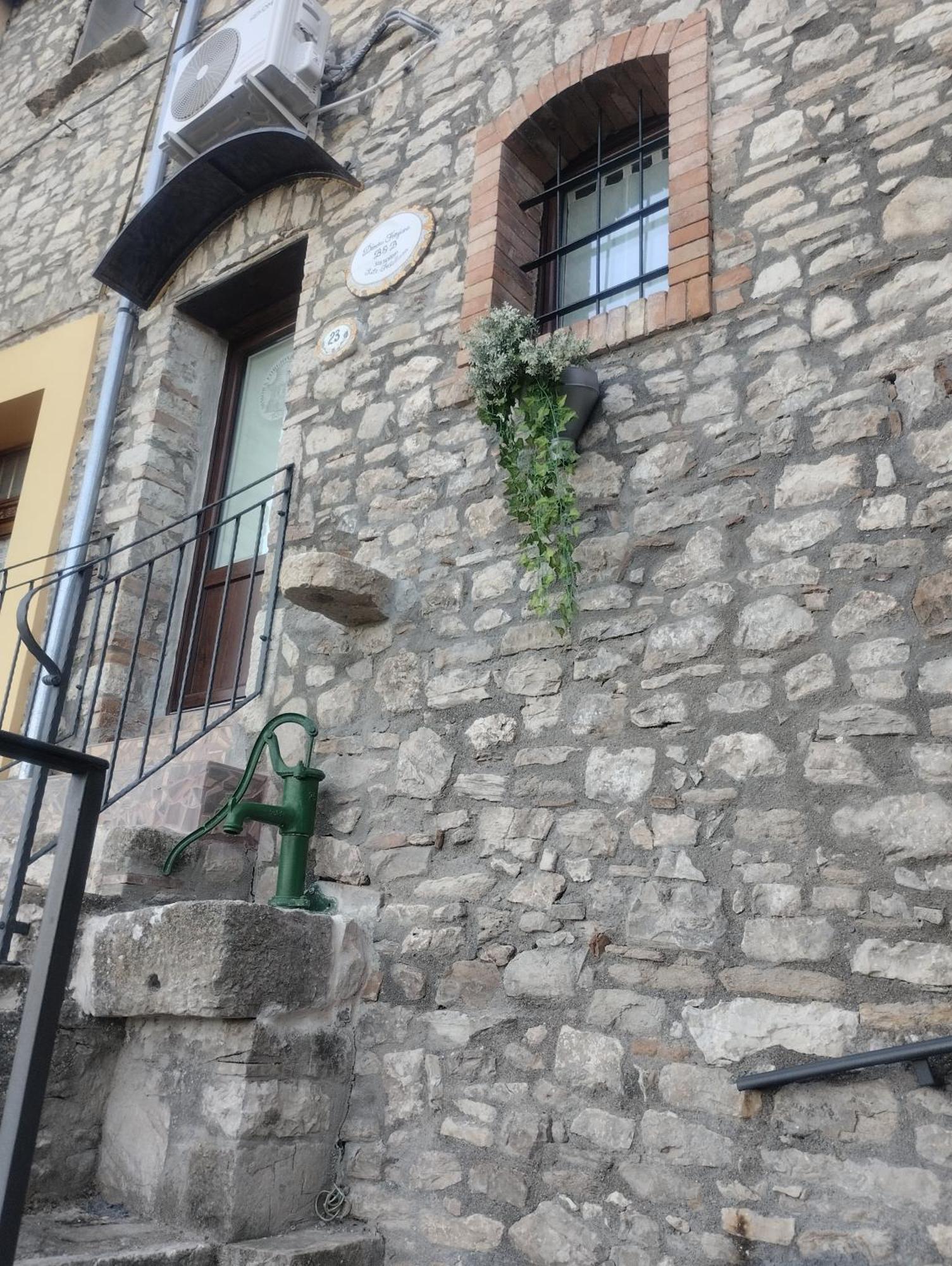 Dimora Forgione B&B - Pietrelcina Exterior photo